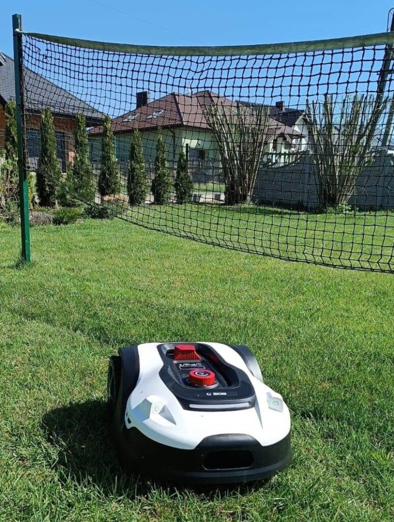 Kosiarka automatyczna Cedrus C-Mow L16 Blog