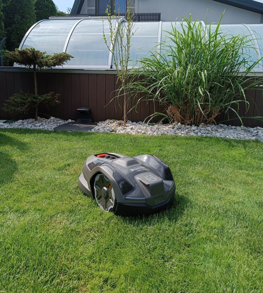 Kosiarka automatyczna Husqvarna Automower 410XE Nera